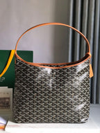 HOBO BOHEME 42CM BLACK AND TAN CANVAS