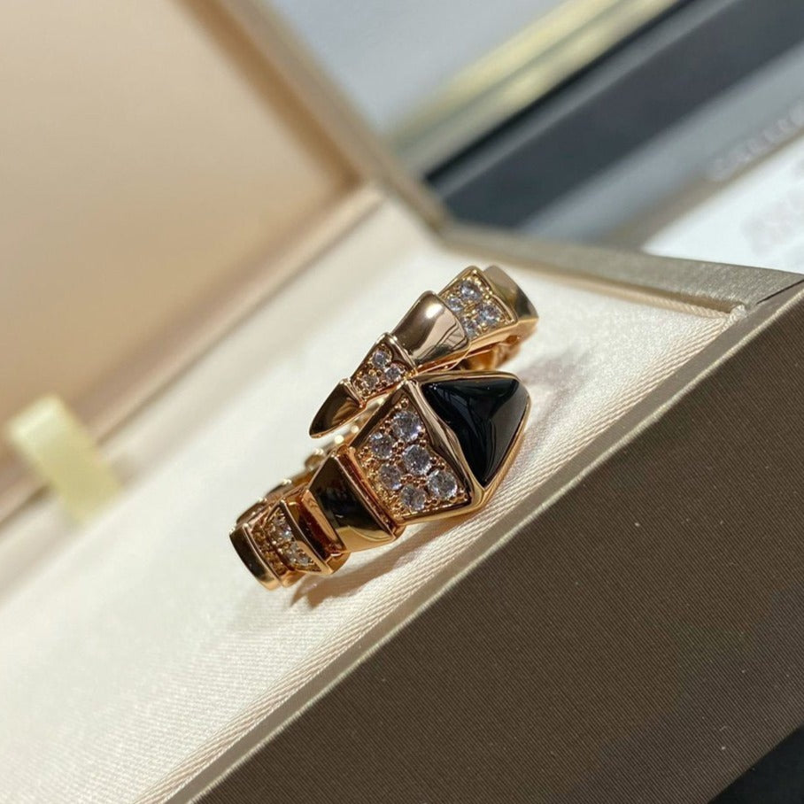 SERPENTI RING GOLD DIAMOND ONYX Main image