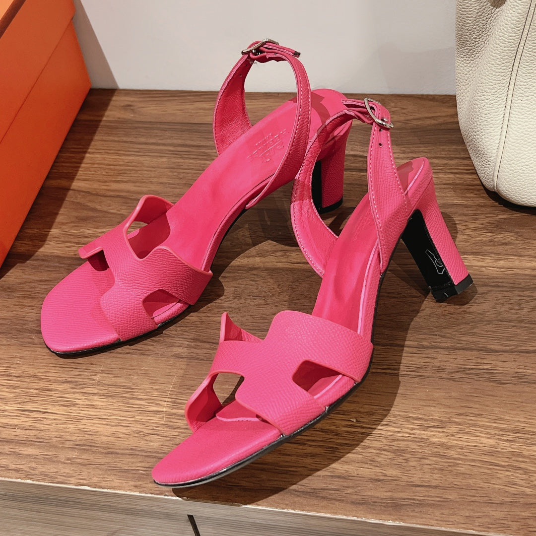 HOLY 75 SANDAL IN BRIGHT PINK GRAINED CALFSKIN Secondary image