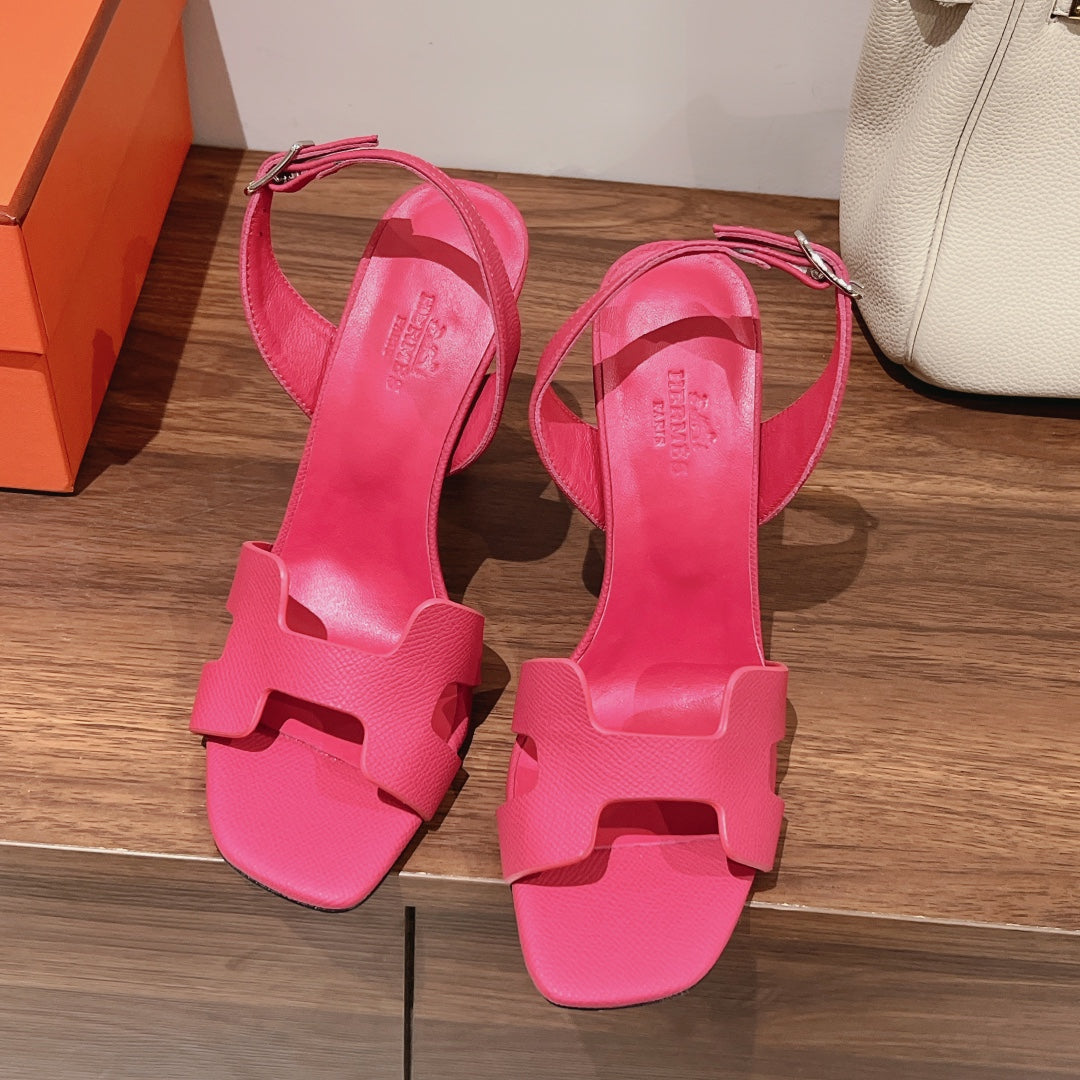 HOLY 105 SANDAL IN BRIGHT PINK GRAINED CALFSKIN Secondary image