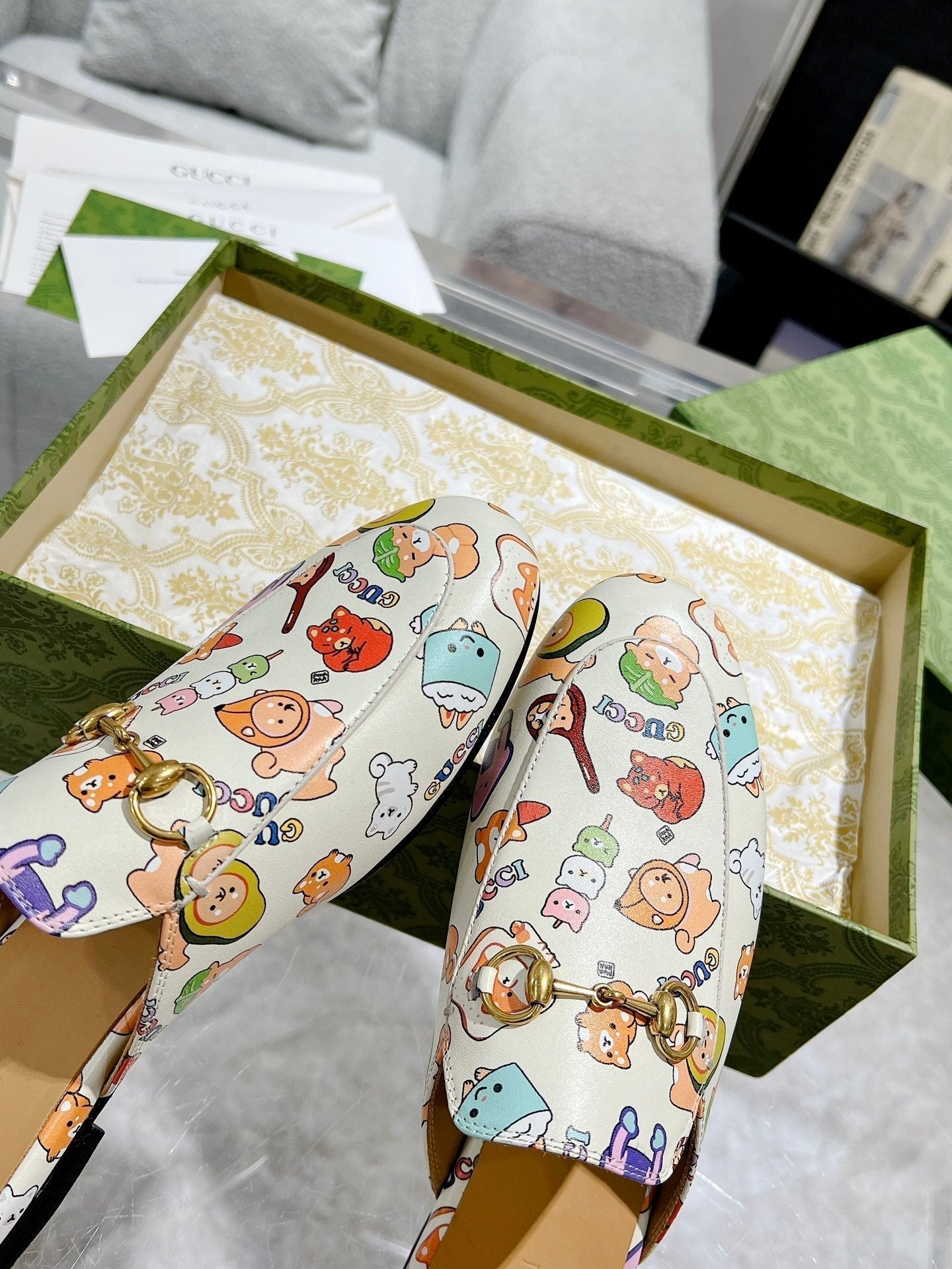 HORSEBIT SLIPPER MULE WITH CUTE ANIMAL PRINT IN WHITE CALFSKIN