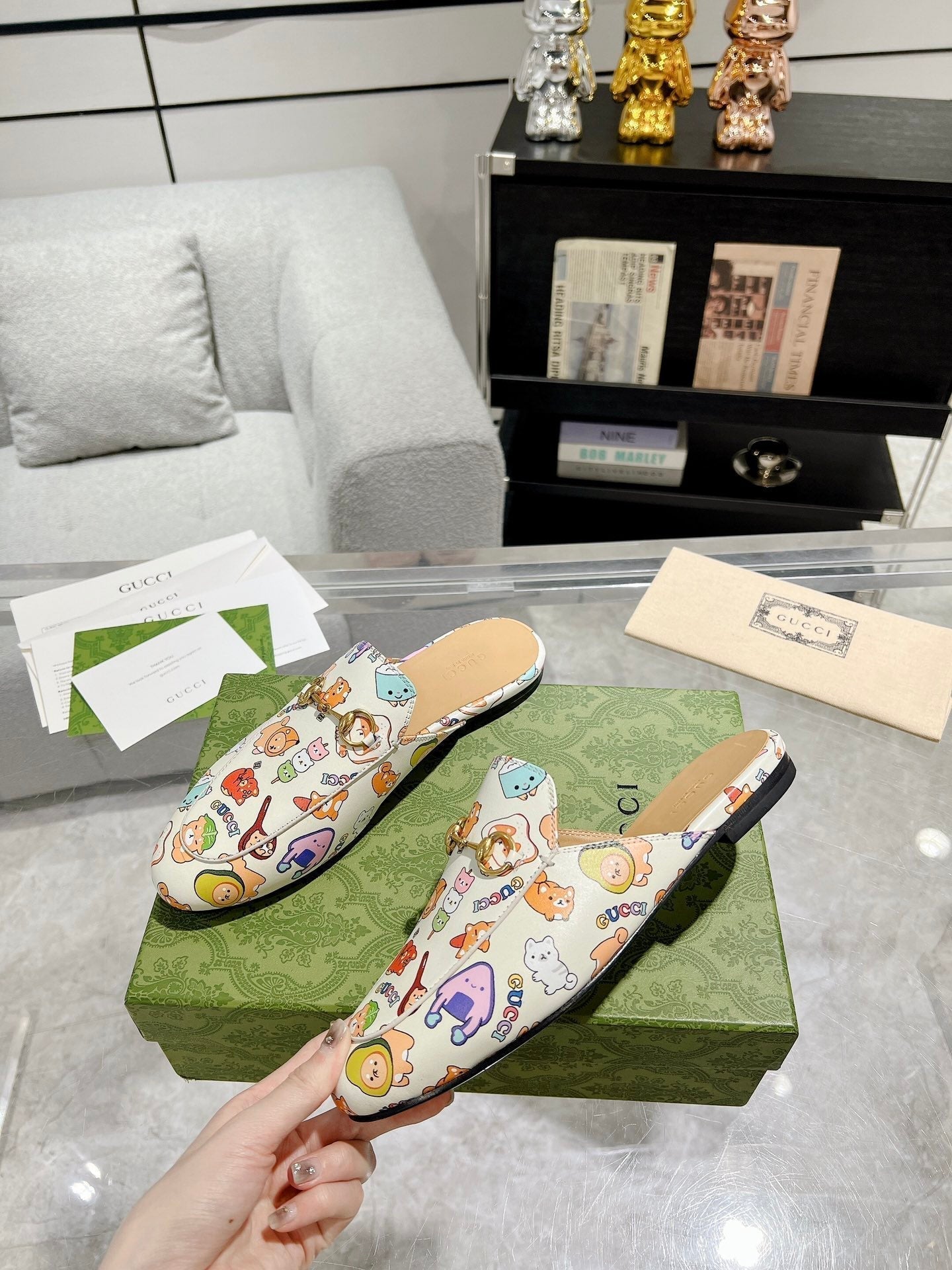 HORSEBIT SLIPPER MULE WITH CUTE ANIMAL PRINT IN WHITE CALFSKIN