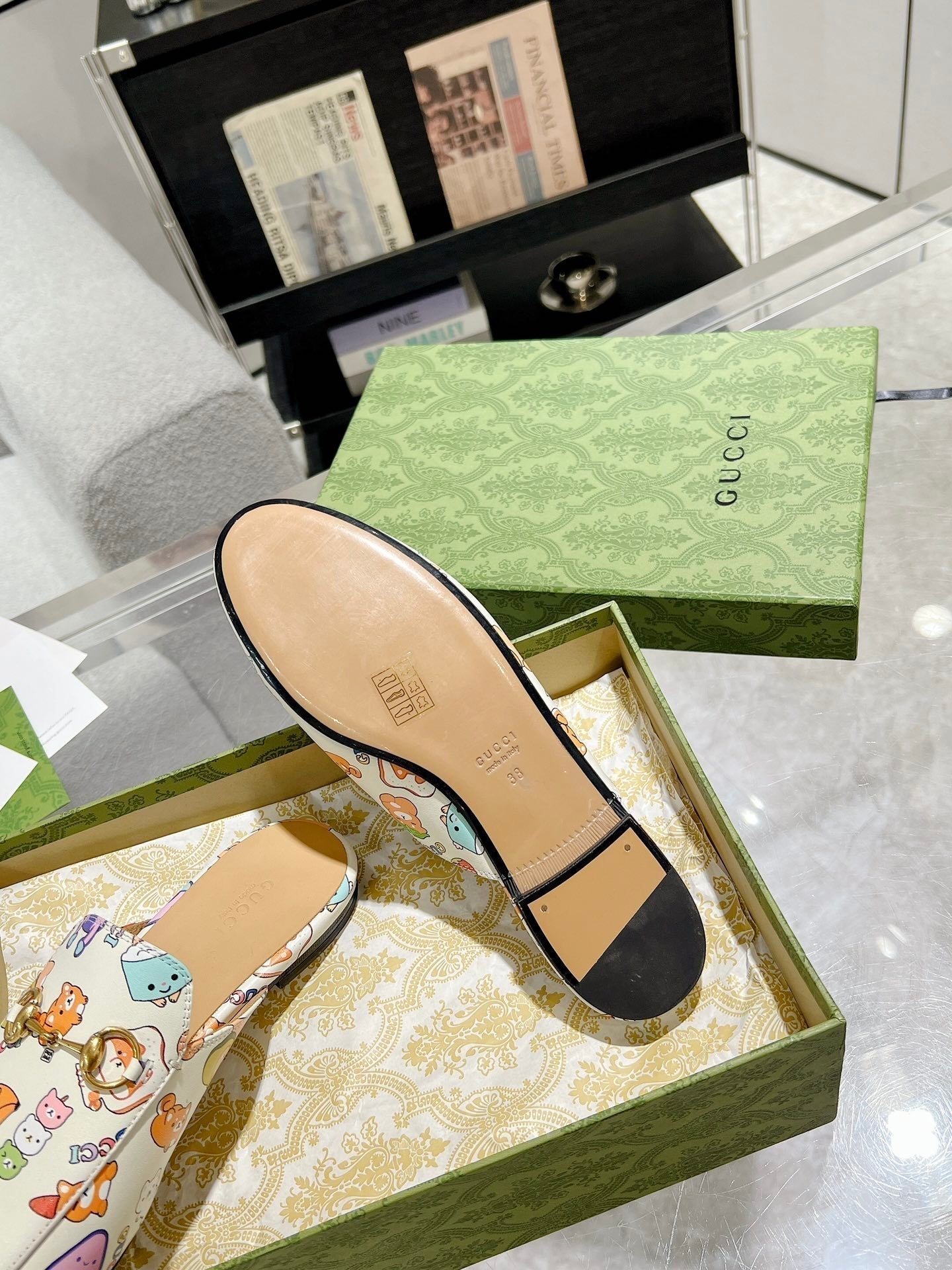 HORSEBIT SLIPPER MULE WITH CUTE ANIMAL PRINT IN WHITE CALFSKIN Secondary image