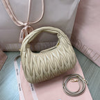 WANDER MATELASS¨¦ NAPPA HOBO BAG 23 IN BEIGE LAMBSKIN