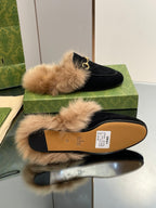 HORSEBIT MULE IN BLACK SUEDE AND LAMB WOOL LINING