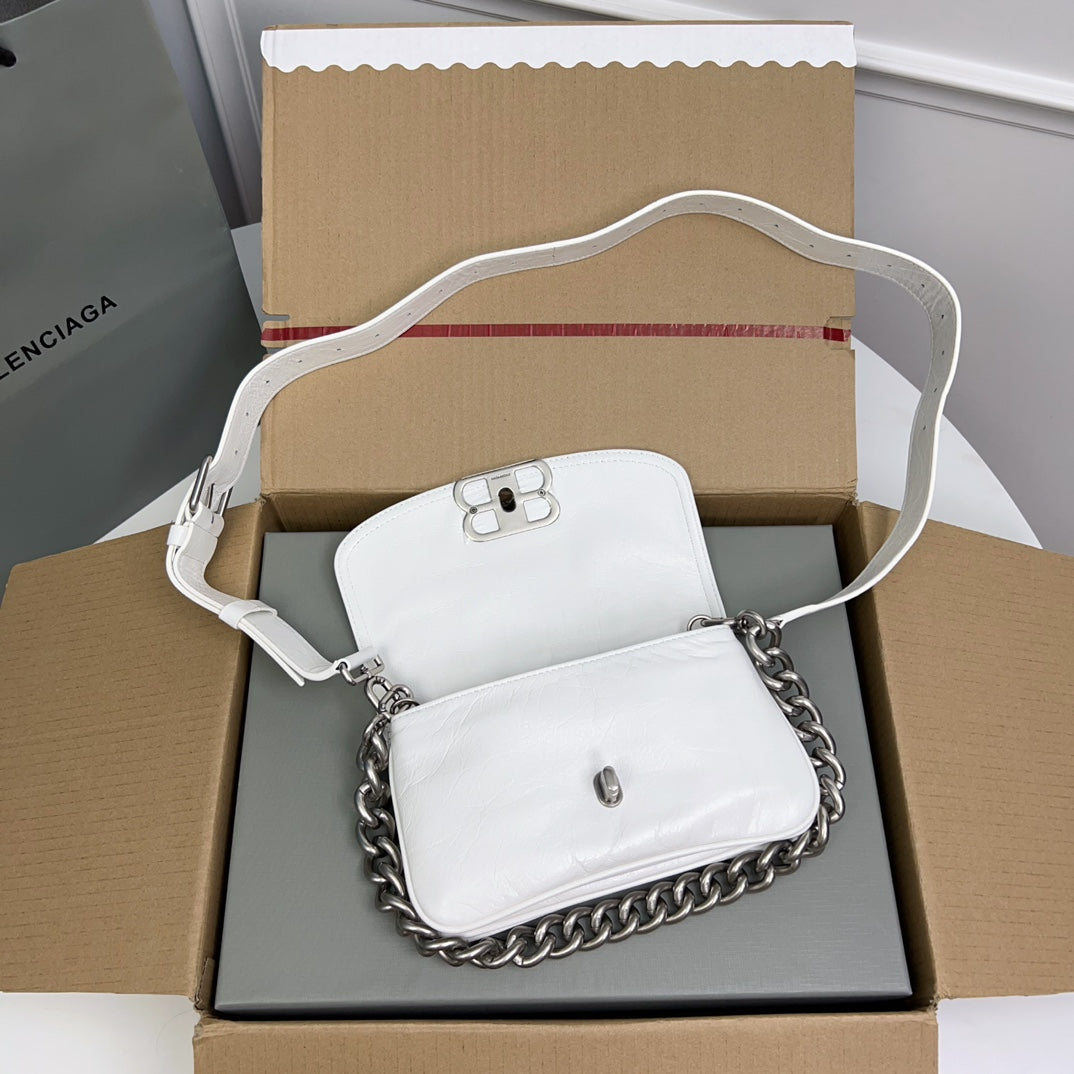 BB SOFT FLAP BAG 24 IN WHITE PEACH CALFSKIN SILVER HARDWARE