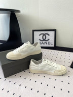 CASUAL SHOES IN WHITE LAMBSKIN