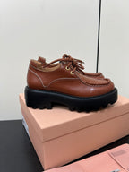 LACE-UP LOAFERS WITH THICK SOLE IN RED BROWN SHINY SHEEPSKIN