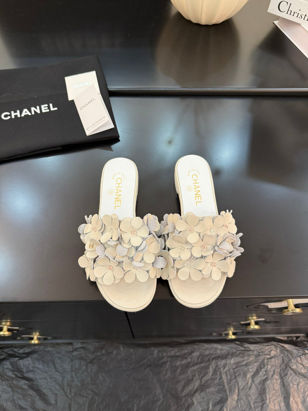 FLAT MULE 15 MM IN PALE GRAY CALFSKIN