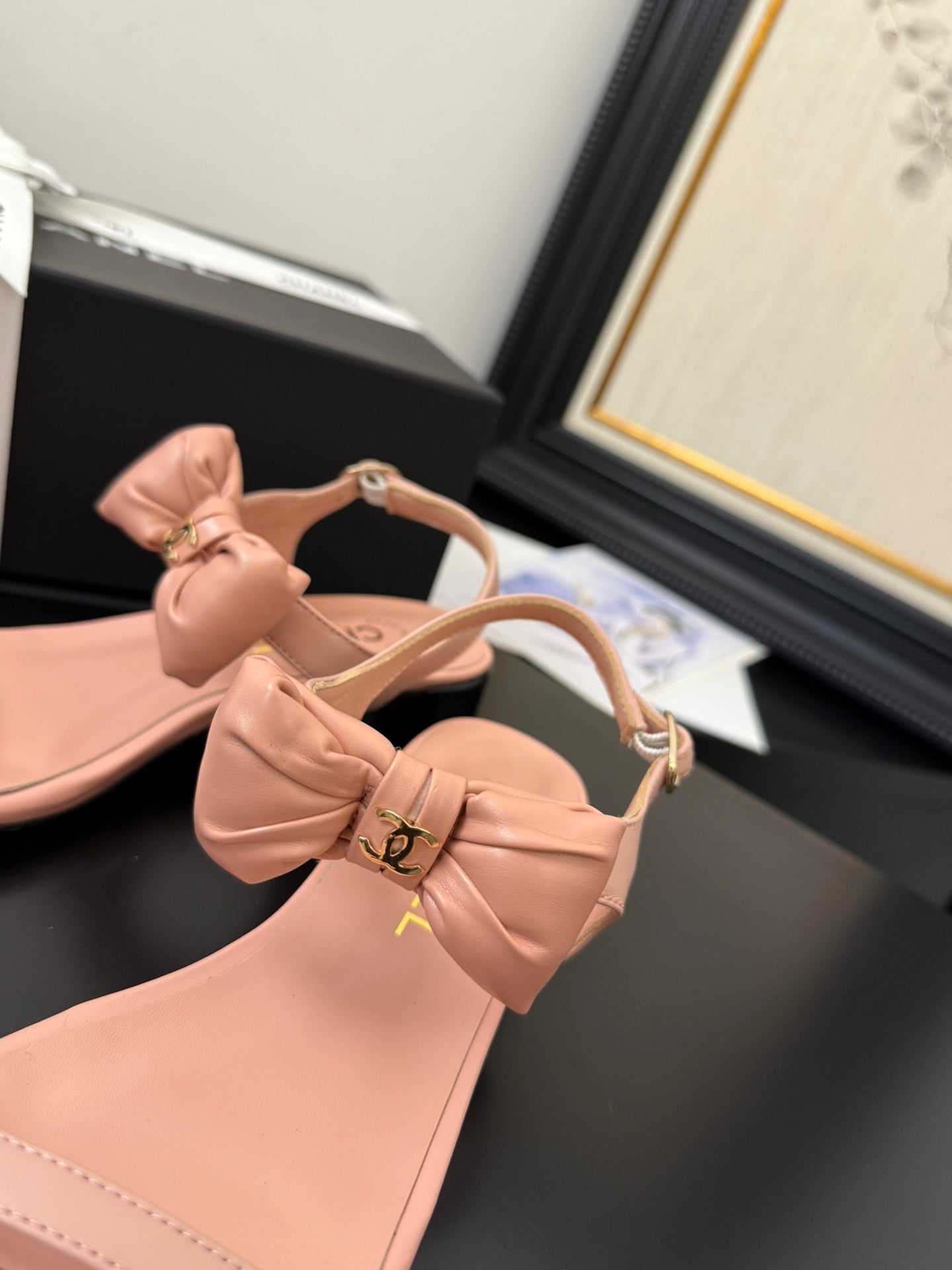 FLAT SANDALS 5 MM IN PEACH PINK CALFSKIN