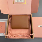 WALLET 12 IN SANTA FE BROWN SMOOTH CALFSKIN GOLD HARDWARE