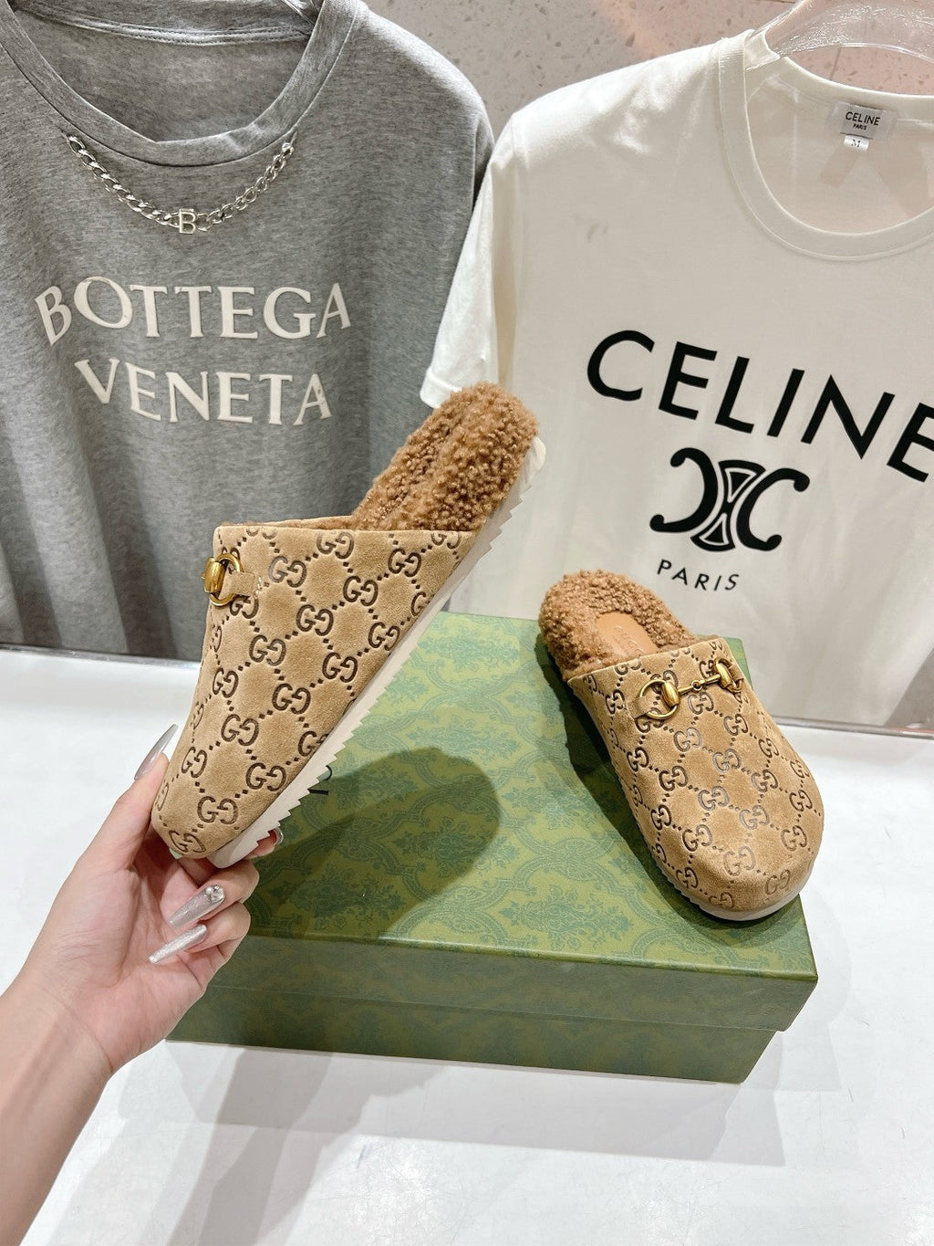 HORSEBIT MULE IN CAMEL EMBOSSED SUEDE AND FLEECE LINING